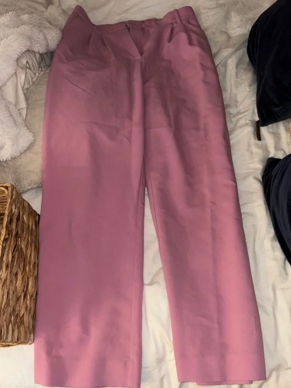 High-Rise Straight-Leg Pants in Mauve Pink